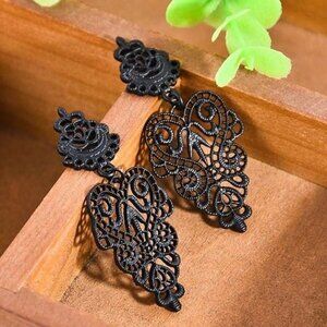 Lacy Black Gothic Victorian Metal Filigree Enameled Dangle Earrings